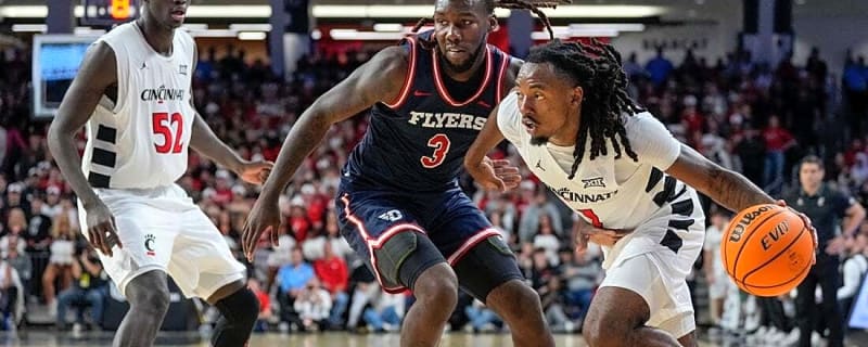 Day Day Thomas guides Cincinnati to intense win over Dayton