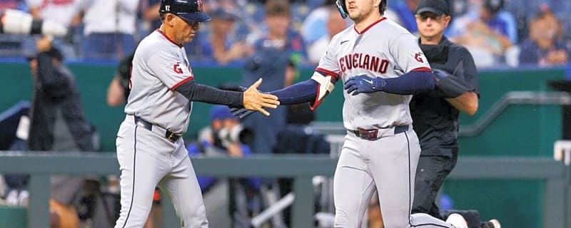 Guardians storm past Royals, clinch third straight AL Central title