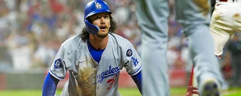 Twins recall OF James Outman, put OF Alan Roden (thumb) on IL