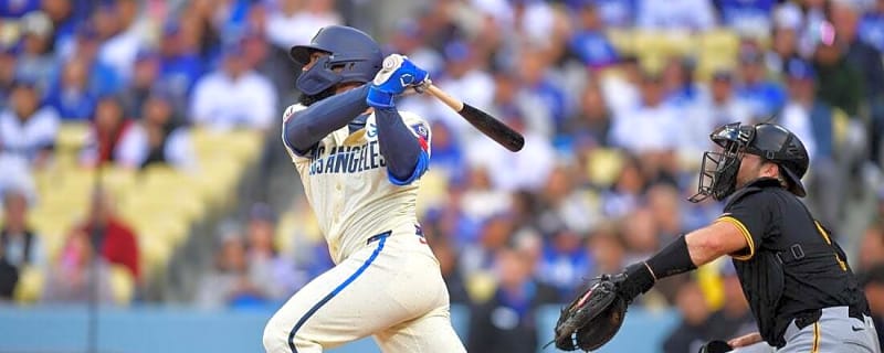 Dodgers push across 4 runs in eighth to double-up Pirates