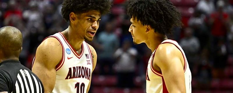 Arizona holds off Utah State's surge to reach 3rd consecutive Sweet 16