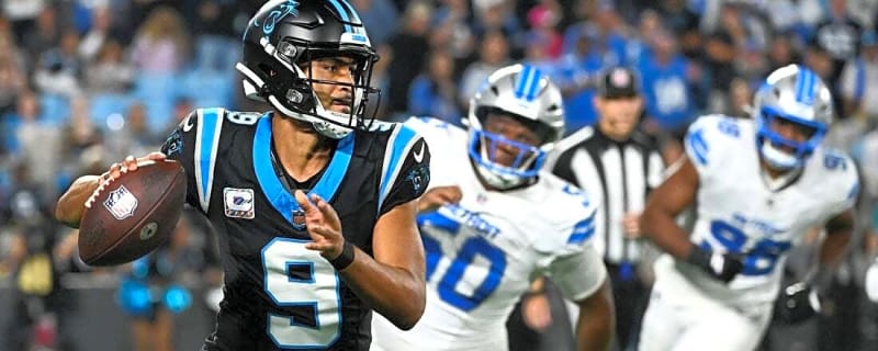 Red-hot Bryce Young leads Panthers vs. hobbled Eagles