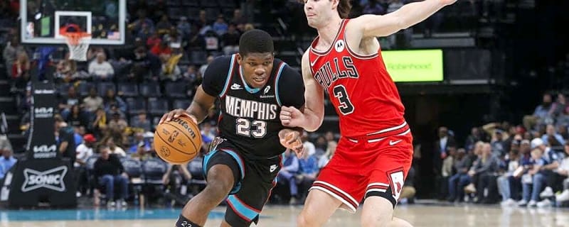 Grizzlies snap 5-game skid, edge Bulls on late FTs