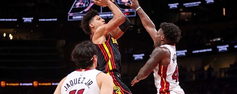 Heat, Hawks clash with major playoff implications