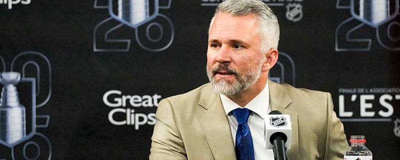 Canadiens extend head coach Martin St. Louis