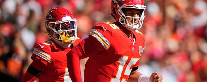 Without Jayden Daniels, Commanders try to cool off Chiefs