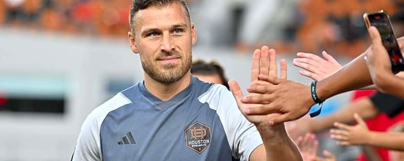 Dynamo re-sign veteran D Erik Sviatchenko