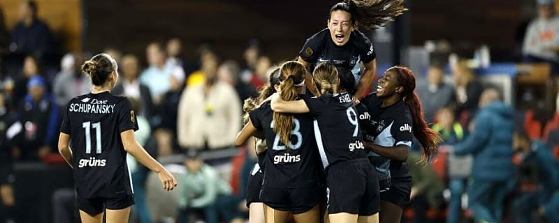 US star Rose Lavelle scores late to give Gotham FC another NWSL title