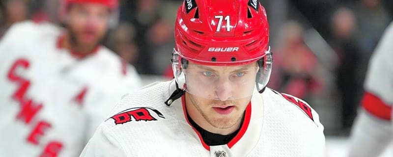 Hurricanes' Fast announces retirement from professional hockey