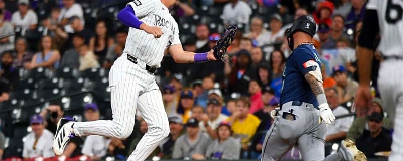 Rockies score 4 times in seventh to rally past Mariners