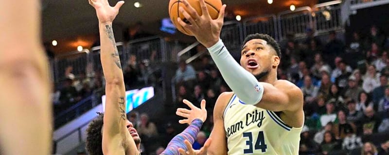 Behind Giannis Antetokounmpo, Bucks top Nets, end losing streak