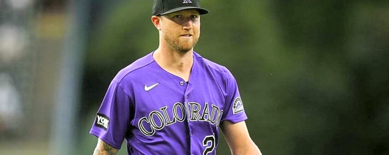 Rockies LHP Kyle Freeland exits vs. Dodgers with neck injury