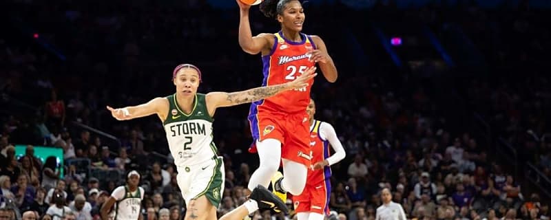Kahleah Copper pours in 30 points as Mercury blitz Storm