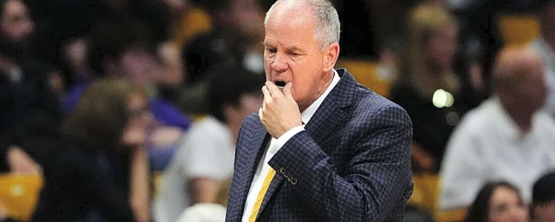 Colorado starts fast, leads wire-to-wire to stay perfect