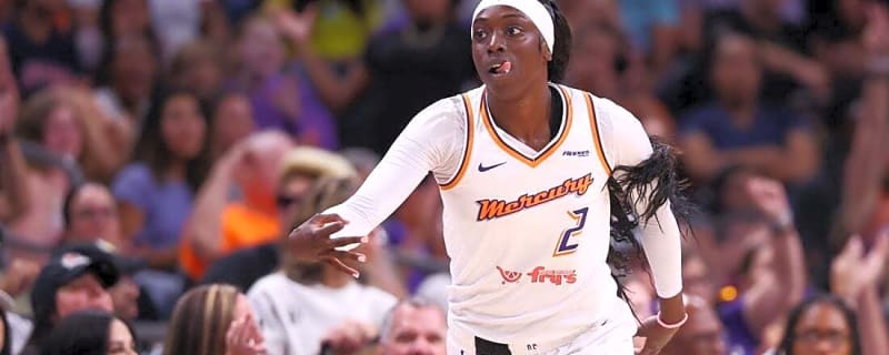 Kahleah Copper, Alyssa Thomas carry Mercury past Sky