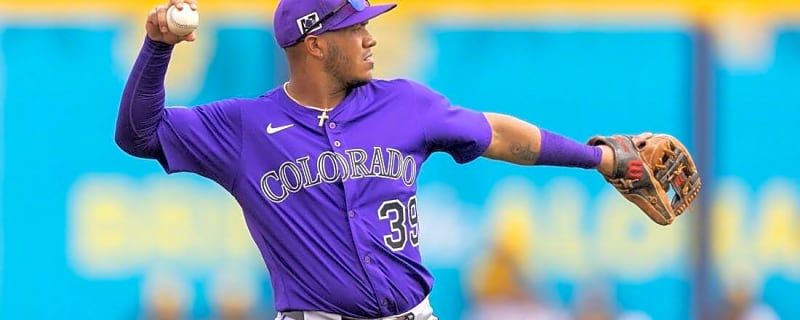 Rockies add OF Sam Hilliard, INF Thairo Estrada to roster