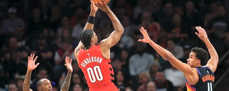 Trail Blazers lose Deni Avdija (back) in victory over shorthanded Suns