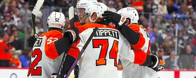 Owen Tippett hat trick leads Flyers in blowout of Avs
