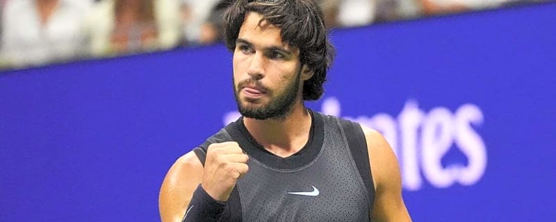 ATP roundup: Carlos Alcaraz fights off 4 set points in Tokyo