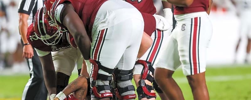 South Carolina star QB LaNorris Sellers (head) could play vs. Missouri