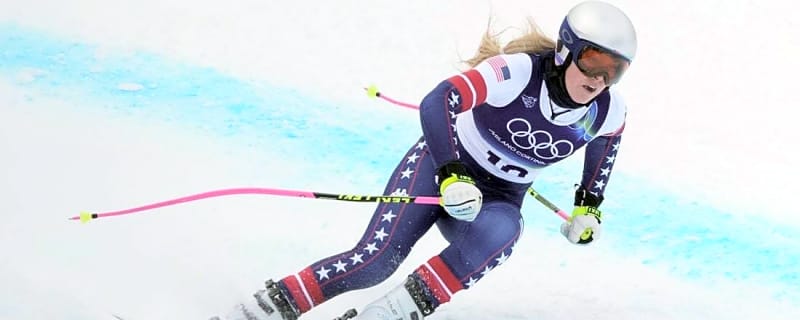 Lindsey Vonn back in hospital, awaiting surgery