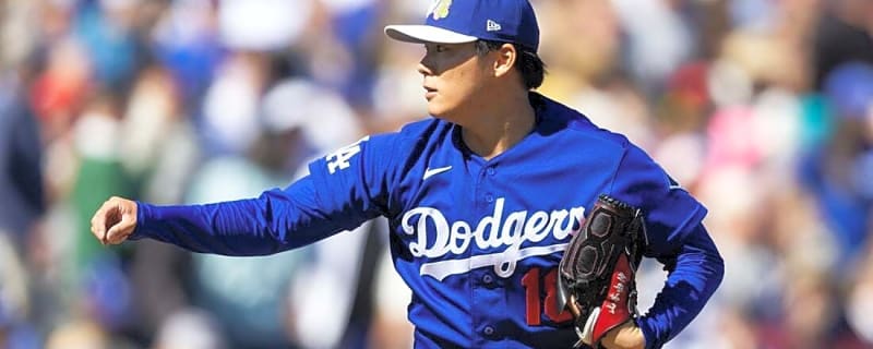 Yoshinobu Yamamoto, champion Dodgers take aim at D-backs
