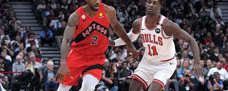 Raptors open season with romp past Bulls