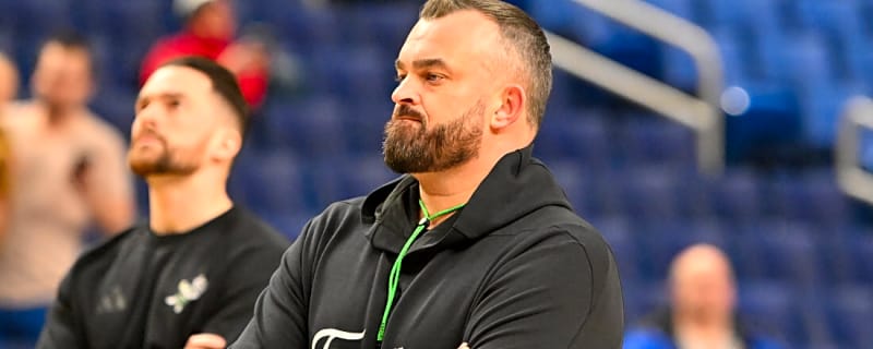 Bryan Hodgson On His Recruiting Prowess: 'Just Look At My Wife'