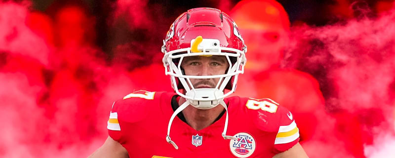 Chiefs' Travis Kelce ties Rob Gronkowski record in 'SNF' win