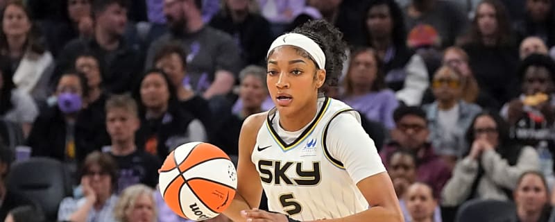 Reese sets WNBA record with another huge rebounding game