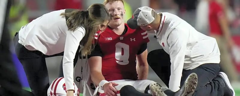 Badgers’ third-string quarterback likely starter against Iowa Hawkeyes despite 24-10 loss
