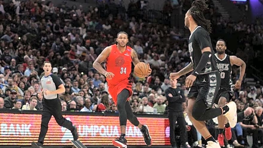 Philadelphia 76ers Sign Jabari Walker To a Two-Way Contract