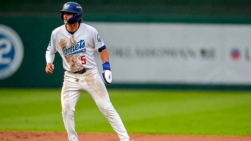 The Los Angeles Dodgers Roll the Dice With Alex Freeland’s Big League Debut