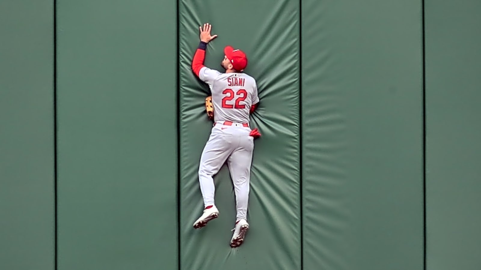 Dodgers Designate Michael Siani For Assignment