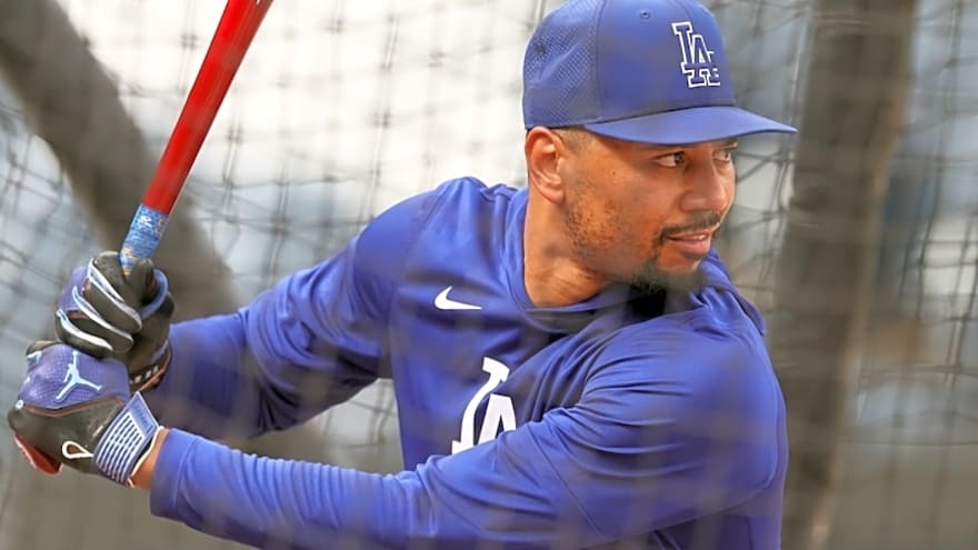 Mookie Betts Breaking News Rumors Highlights Yardbarker mookie-betts-breaking-news-rumors-highlights-yardbarker