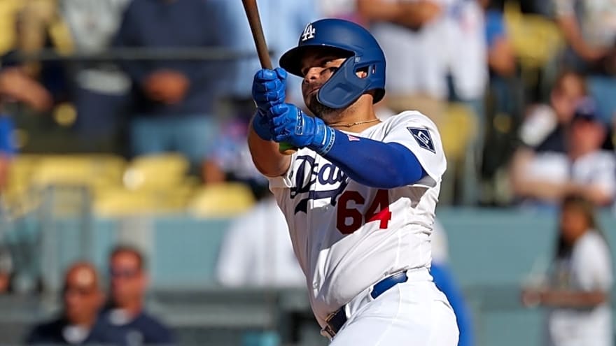 Eliezer Alfonzo On Roster For Dodgers’ Evaluation