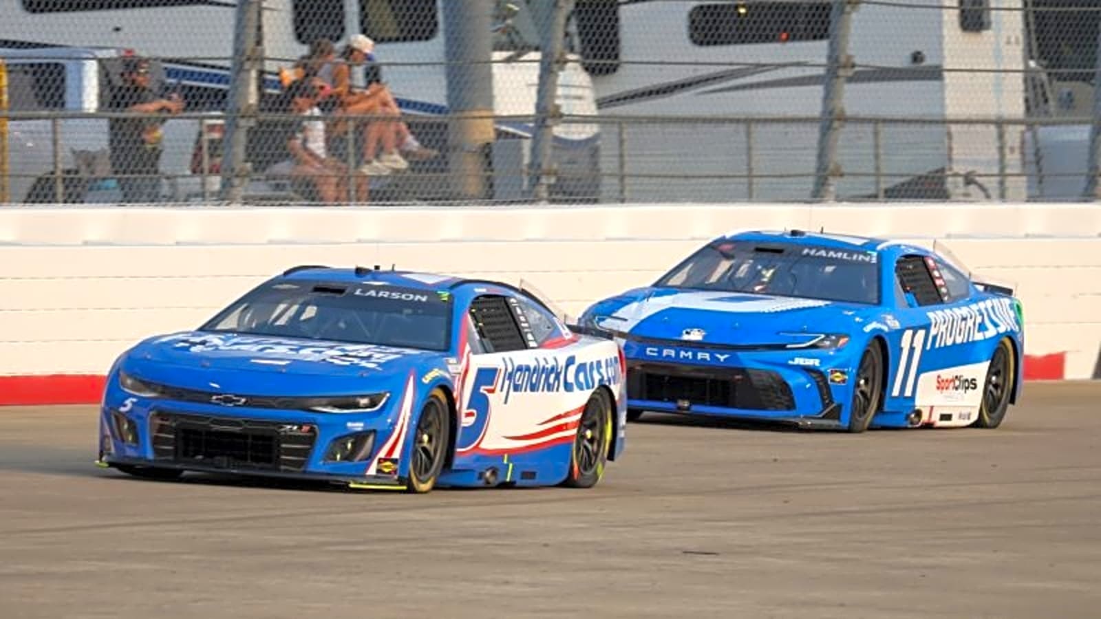 Hamlin vs. Larson: An Old Rivalry Burns Bright in Stage 1 at Kansas