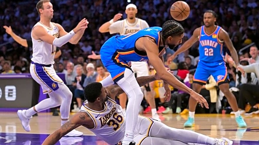  Lakers Fall To Brink Of Elimination With Game 3 Loss To Thunder