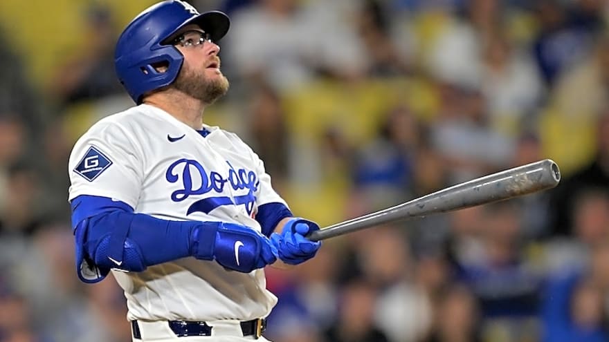 Max Muncy Makes MLB History With 3 Home Run Game & Walk-Off