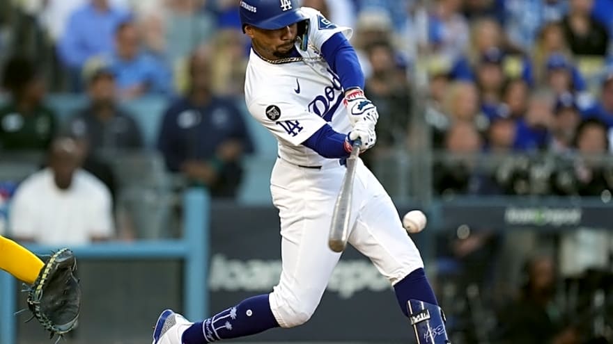  Dave Roberts Believes Mookie Betts Settling In At Shortstop Will Aid Offense