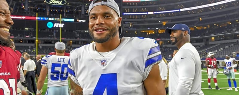 Congratulations Pour In From Dak Prescott’s Ex-Fiancée and More as Saints Star Announces Personal News