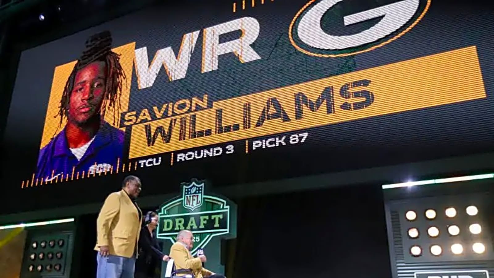 'A Zillion Different Ways' Packers’ Adam Stenavich Has Big Plans for New Weapon