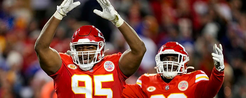 Prayers Pour In For Chiefs Super Bowl Champion After Personal News