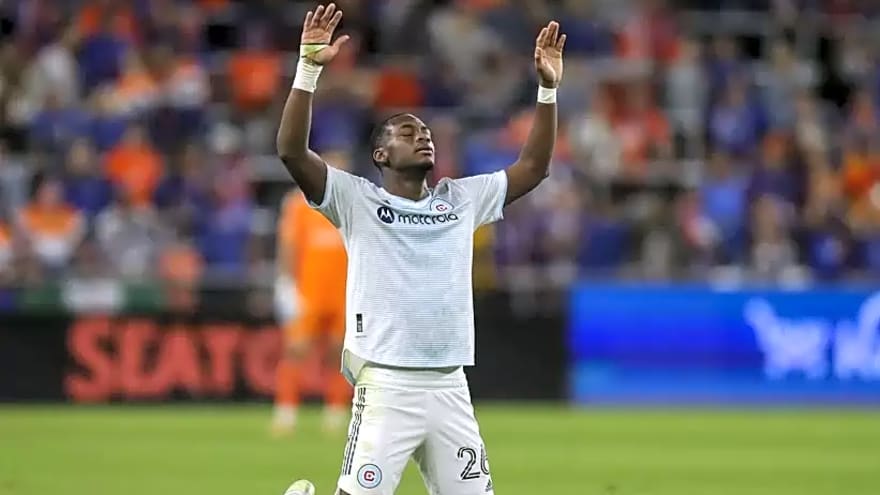 Jhon Durán Could Be Headed Back To Europe In A Shock January Transfer