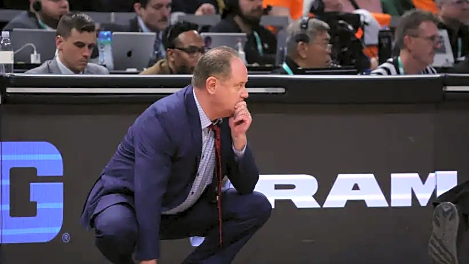 Wisconsin Basketball Staff Reaches Out to Talented 2027 Milwaukee Native