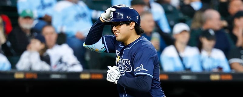 Mariners outright Austin Shenton, Jesse Hahn