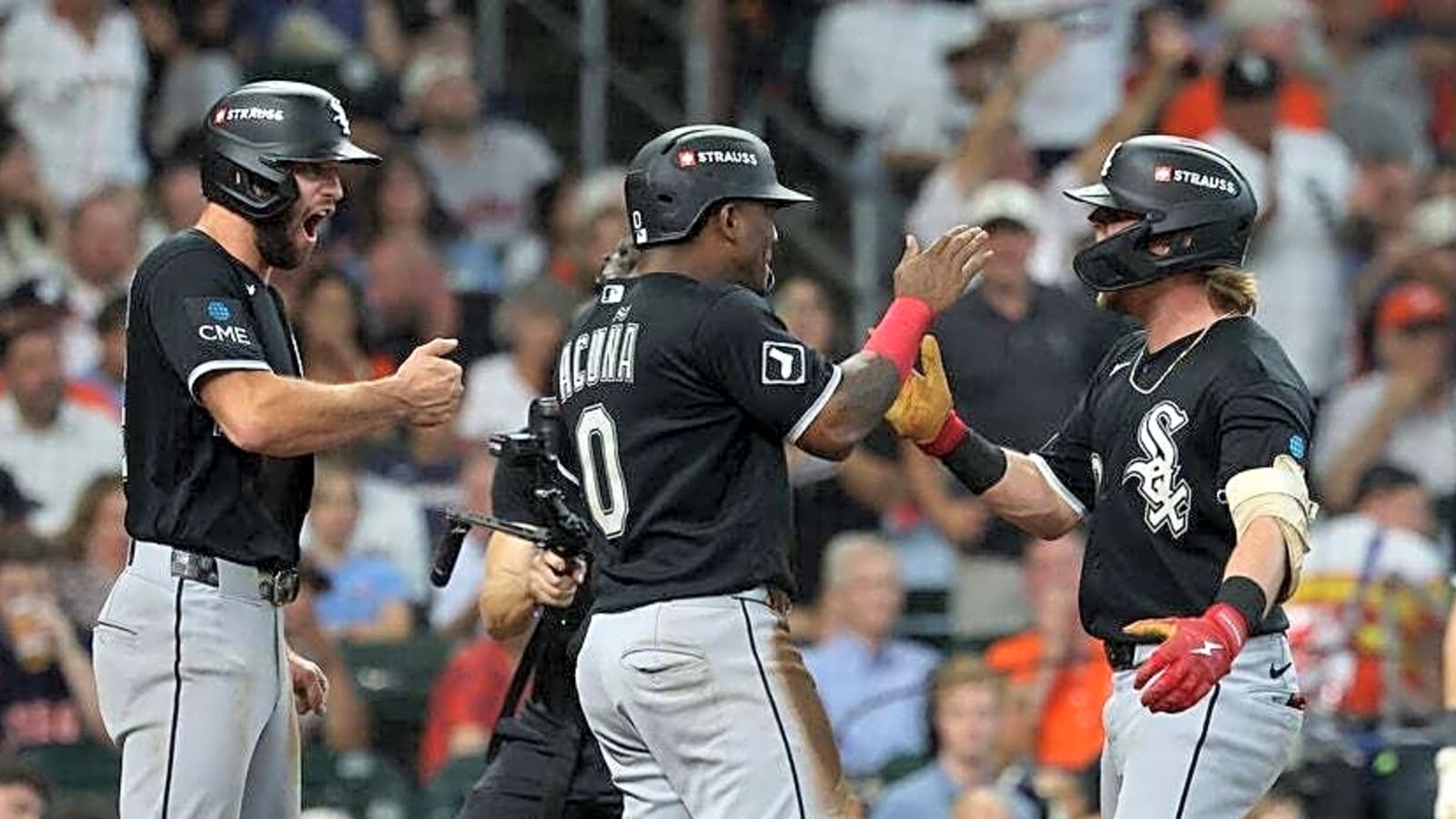White Sox sweep Astros for first postseason series win since 2005