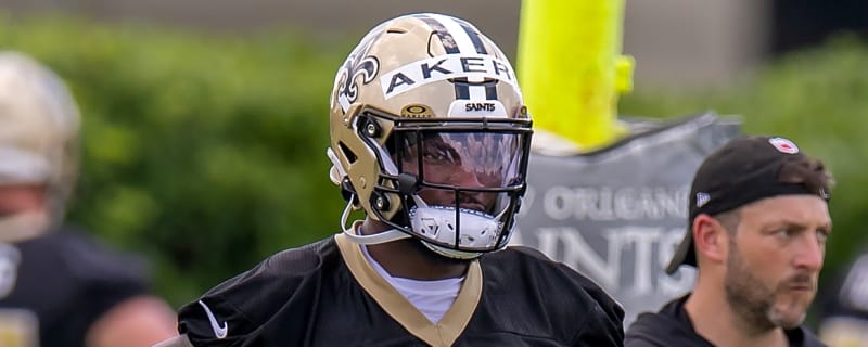 Saints release Super Bowl champion RB