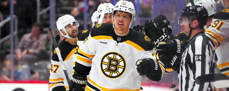 Bruins Coach Issues Update on Hampus Lindholm&#39;s Injury