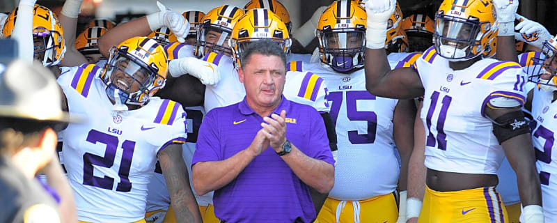 Former LSU star blames fellow alumni and current ESPN analyst for tearing Ed Orgeron&#39;s locker room apart